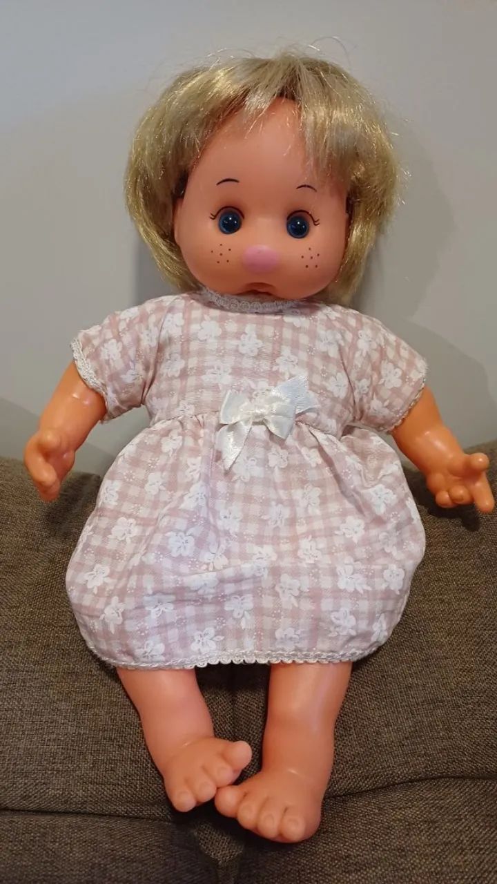 Boneca anos 80 Peteleco Chupa Dedo 30cm