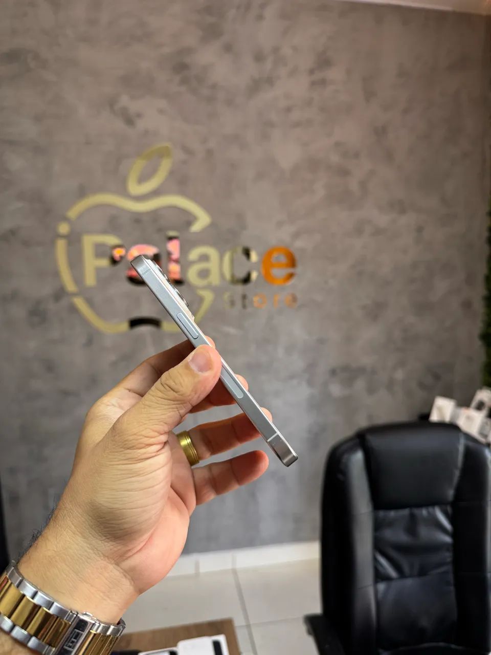 iPhone 15 Pro 256g 87% - Foto 2
