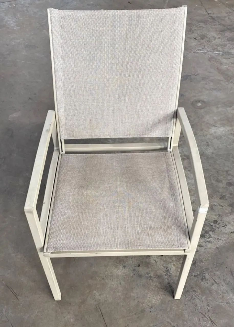 Poltronas na cor Off-Witte