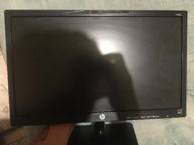 Monitor LED HP 18,5 polegadas seminovo