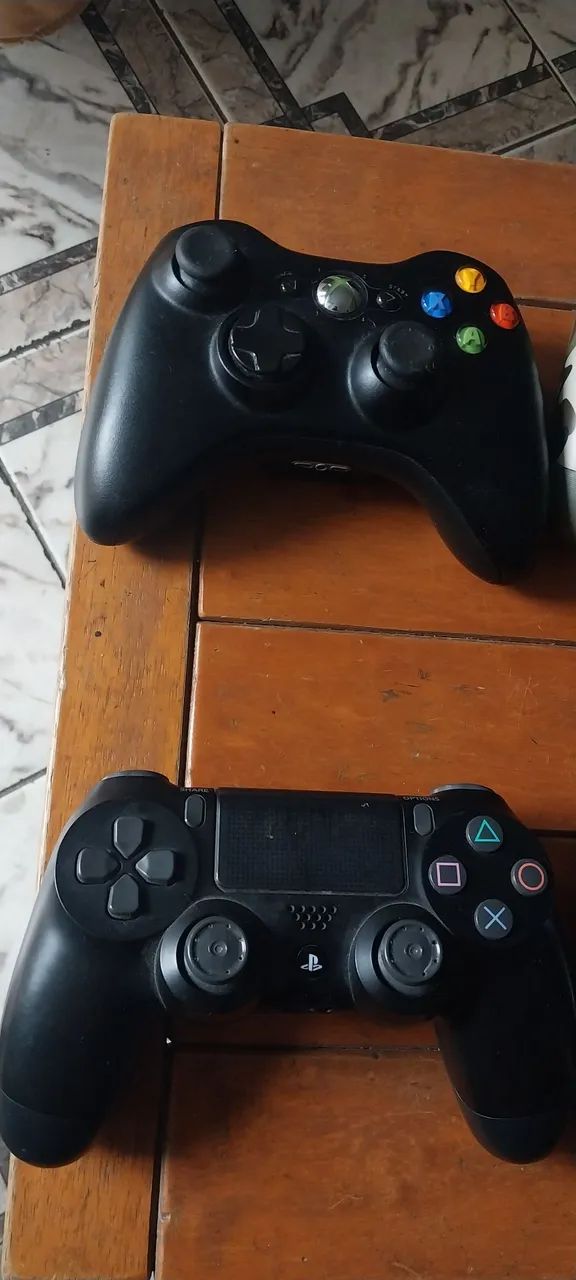 Lote de controles ps4 xbox 360 - Foto 3