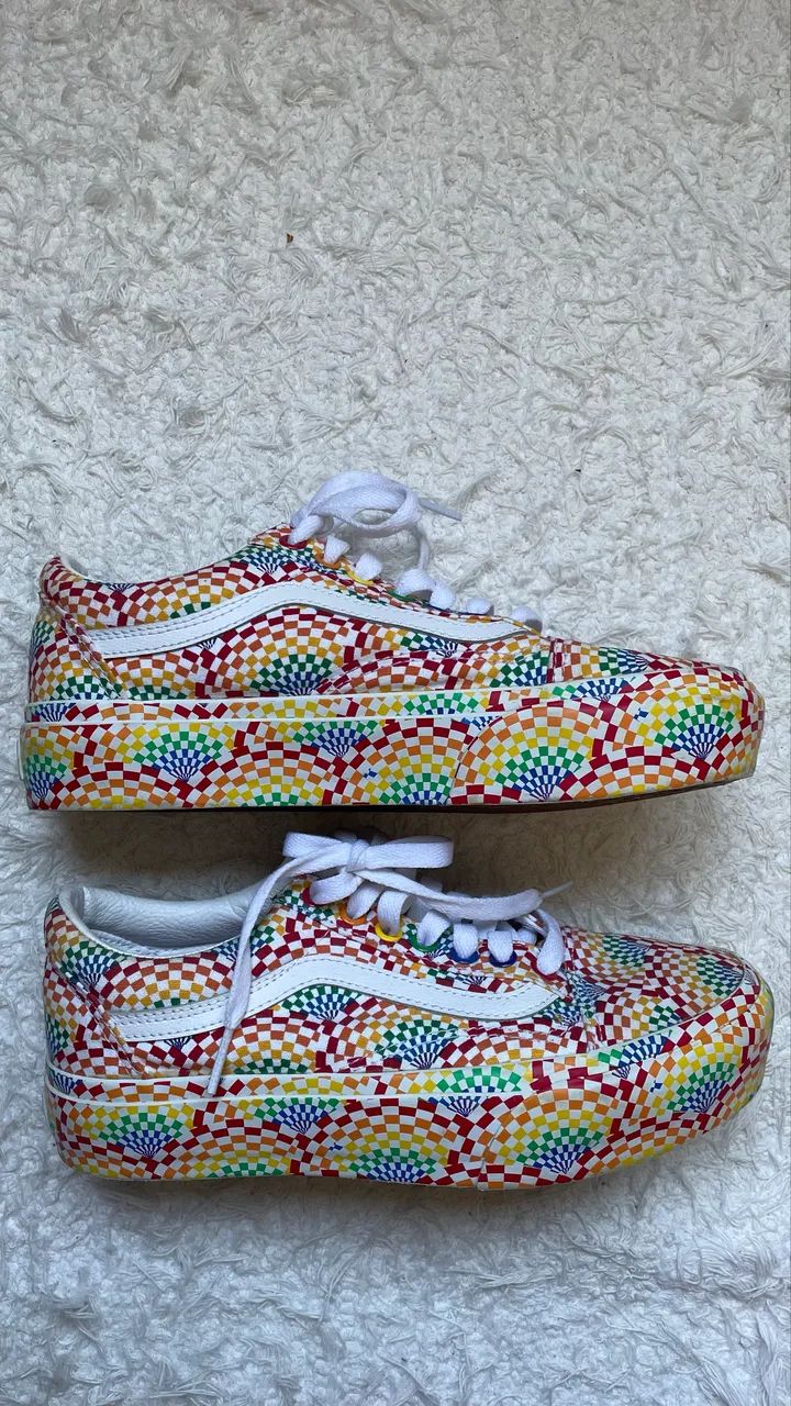 vans old skool platform pride unisex
