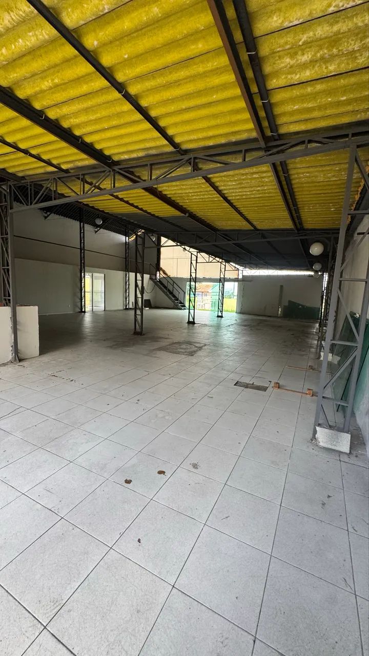 Alugo Ponto Comercial / Pq.10/ 800 m2  - Foto 2