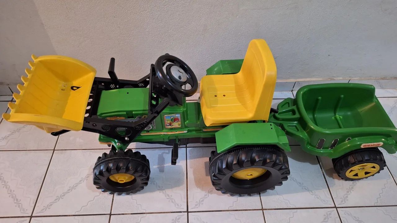 Trator de pedal 