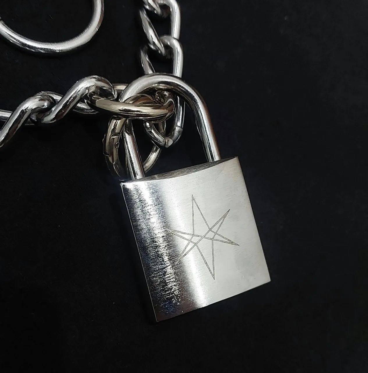 Colar Bring Me The Horizon (amo) ORIGINAL + USB | Edição Limitada - Foto 3