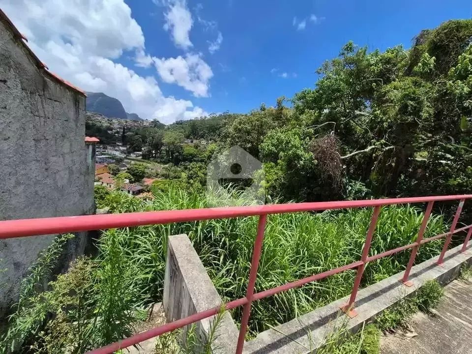 Terreno para venda, 580m² - Castelanea - Petrópolis/RJ