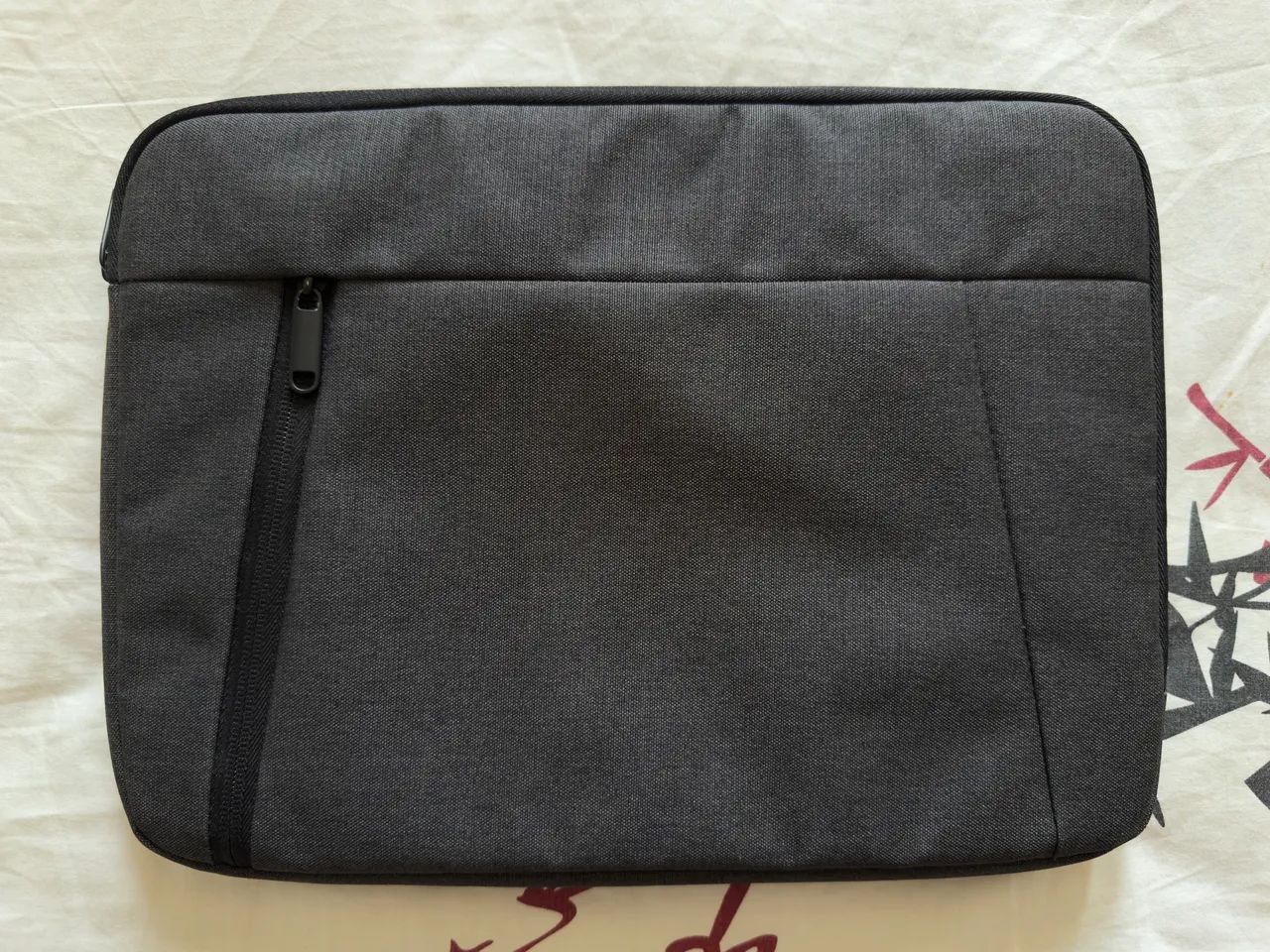 Capa Caselogic MacBook 14