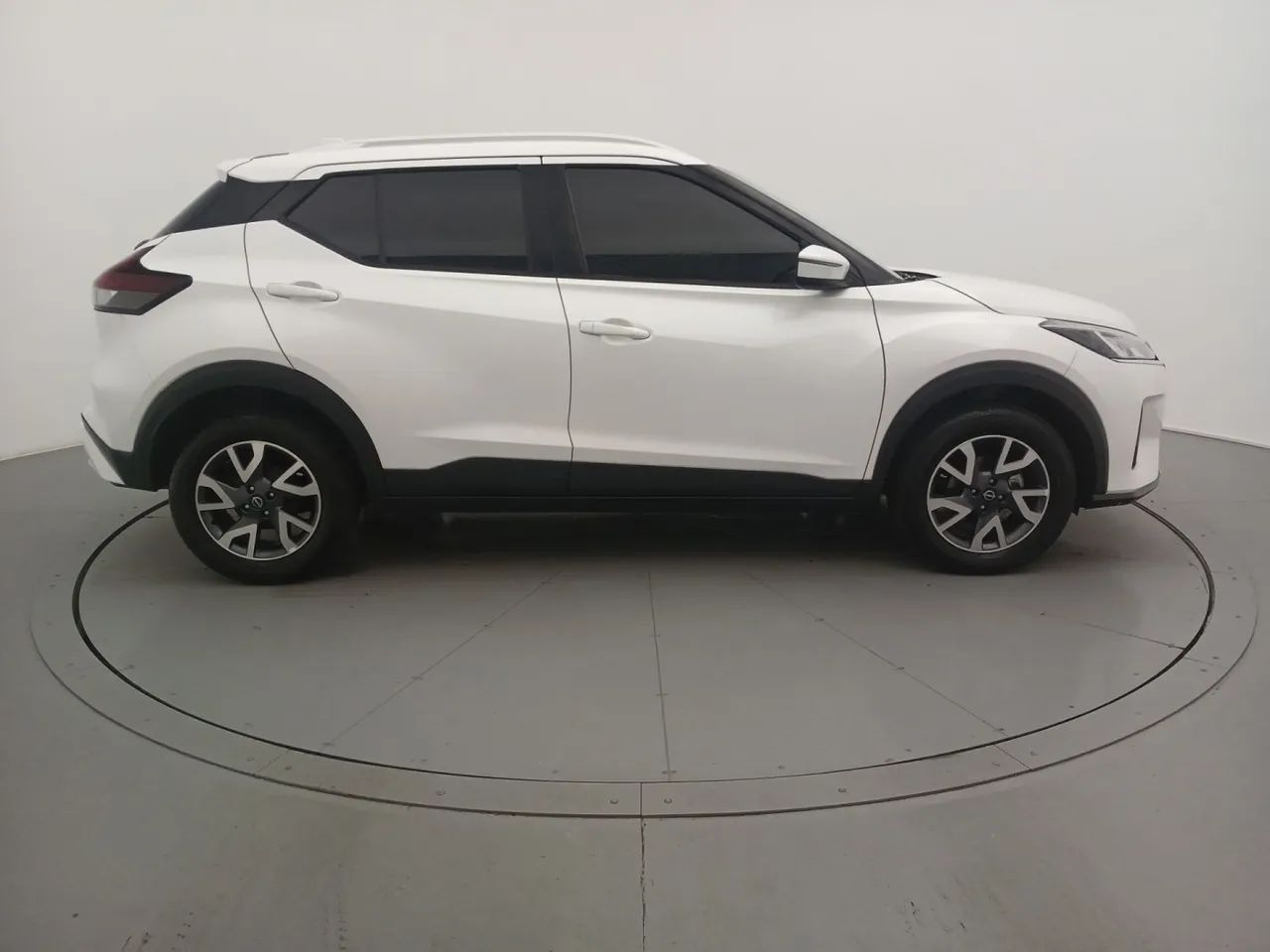 Nissan Kicks Sense 1.6 16V Flex Aut., foto 6 de 18