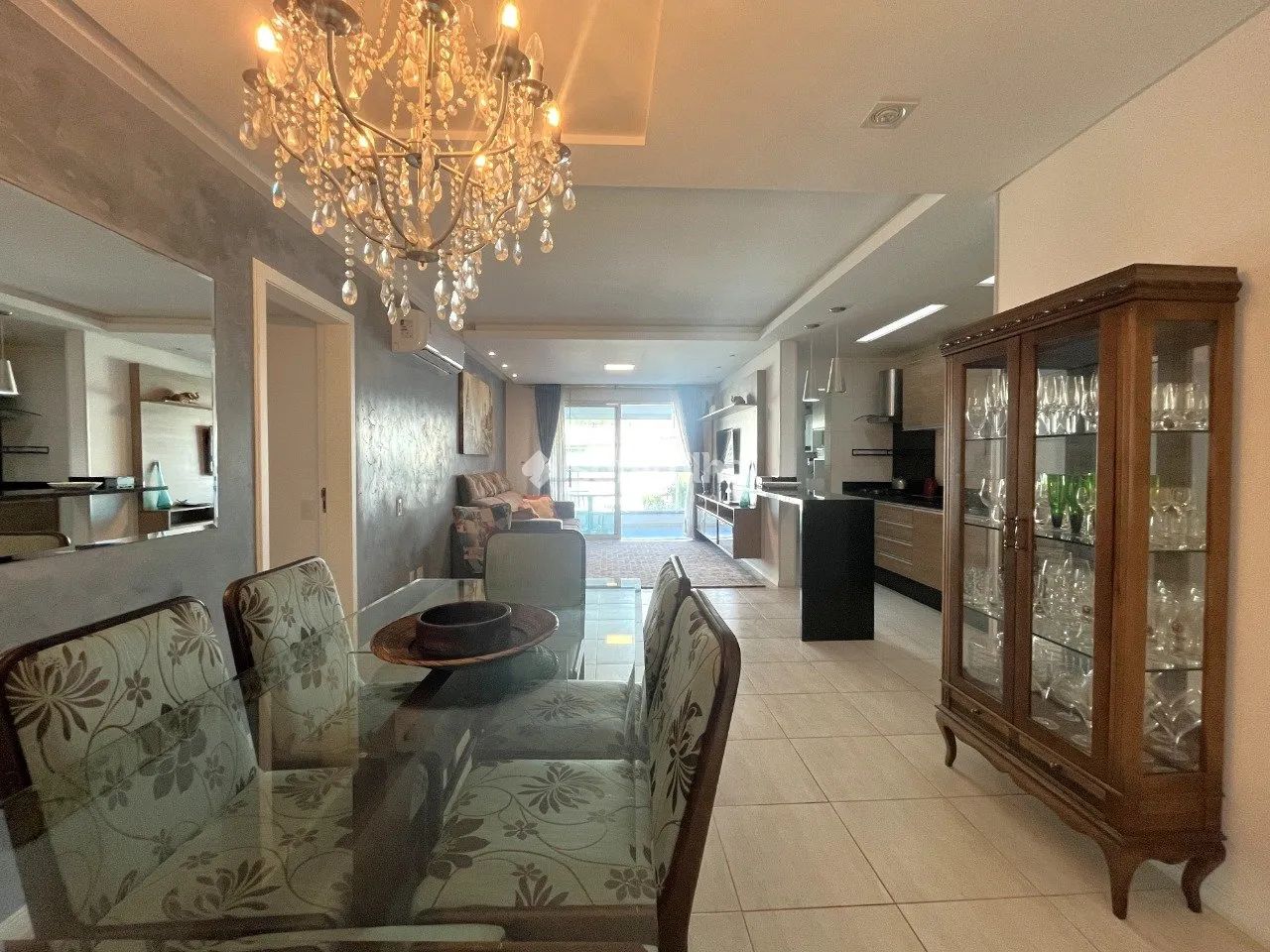 Apartamento com 3 quartos para alugar, 120m² - Campeche, Florianópolis - Foto 2