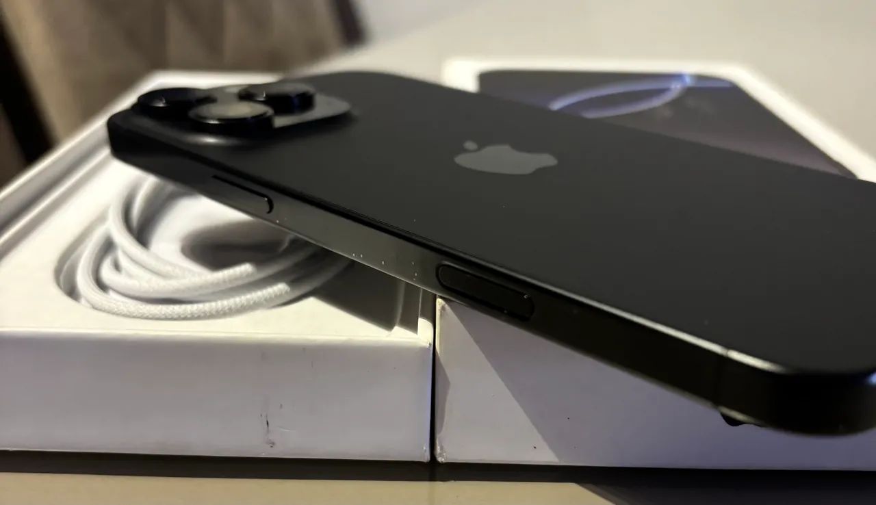 iPhone 16 pro max 256 gigas  - Foto 3