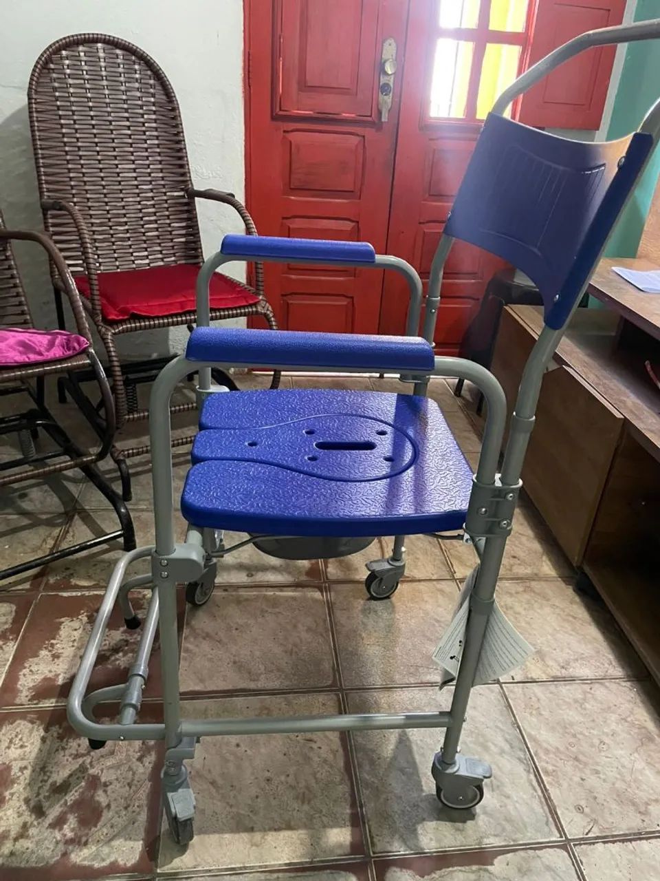 Cadeira de banho - Foto 2
