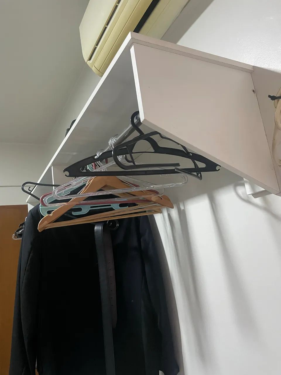 VENDO ARARA DE ROUPAS - Foto 4