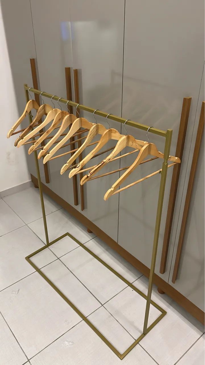 Arara de Chão 