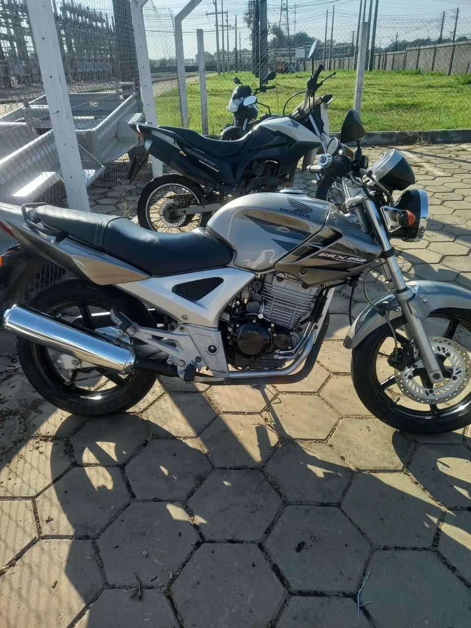Cbx250 carburada raridade  - Foto 4