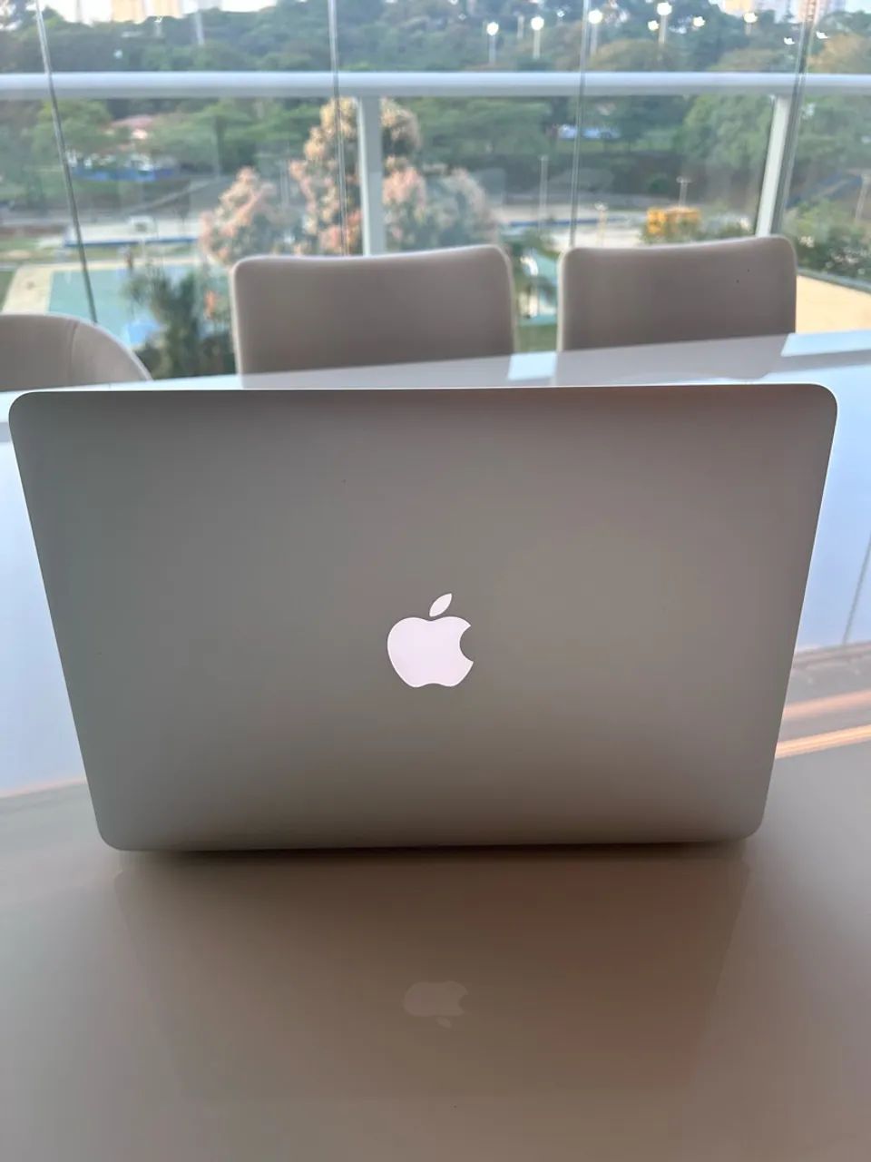 MacBook Air 13 polegadas - Intel Core i5 | 8 GB RAM