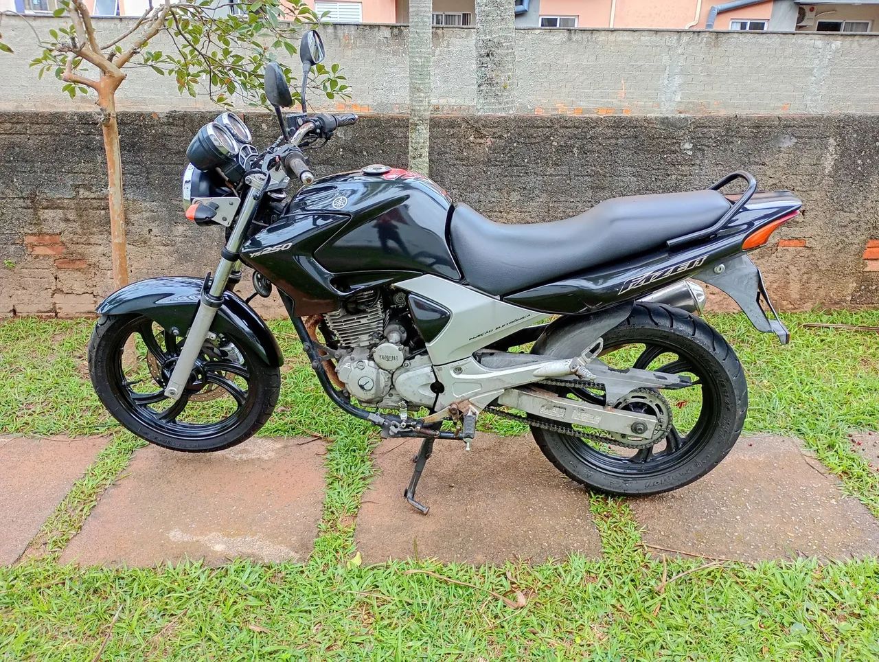 Yamaha YS Fazer 250 - Foto 3