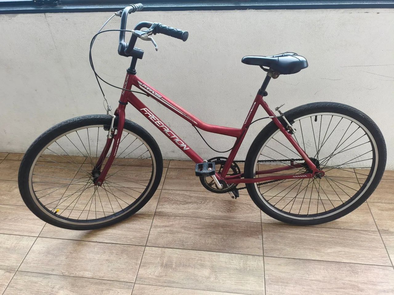 Bicicleta aro 26 excelente  - Foto 3
