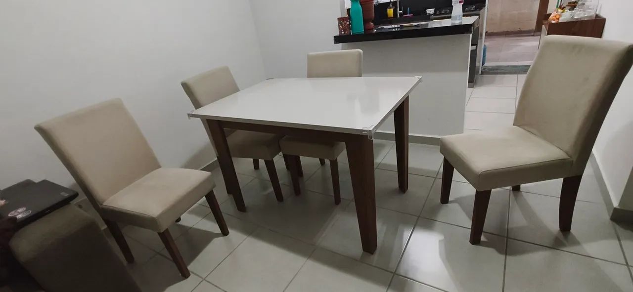Mesa com 4 cadeiras - Foto 5