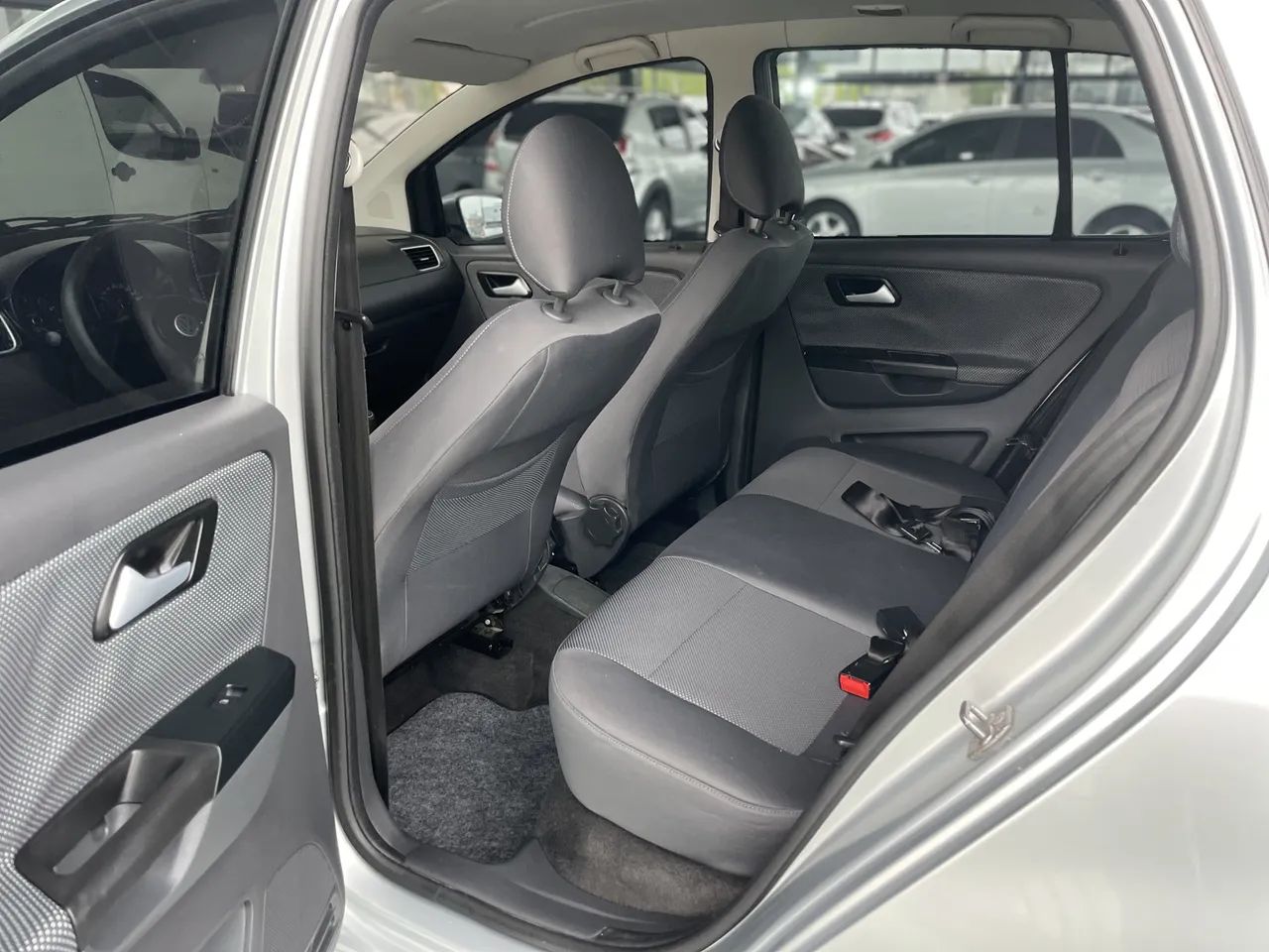 Volkswagen Fox Plus 1.6mi/ 1.6mi Total Flex 8V 4P 2012 - Foto 5