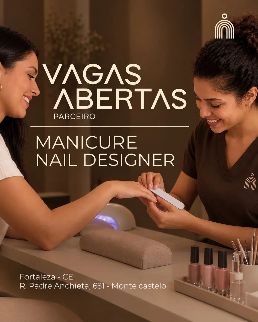 Vaga para manicure e nail design