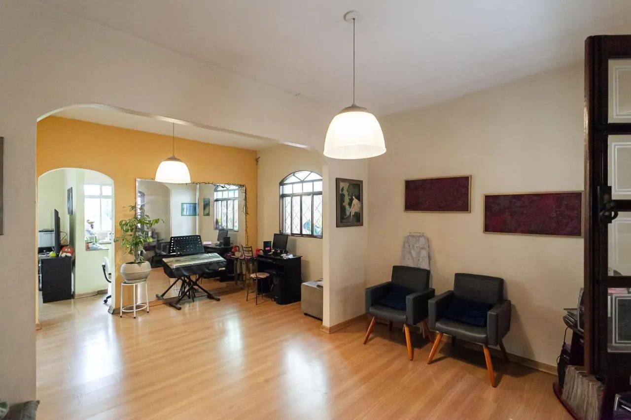 Casa à Venda - Ouro Preto, 3 Quartos, 110 m2