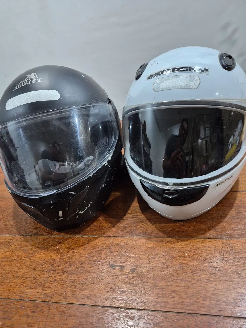 Vendo Dois Capacetes 