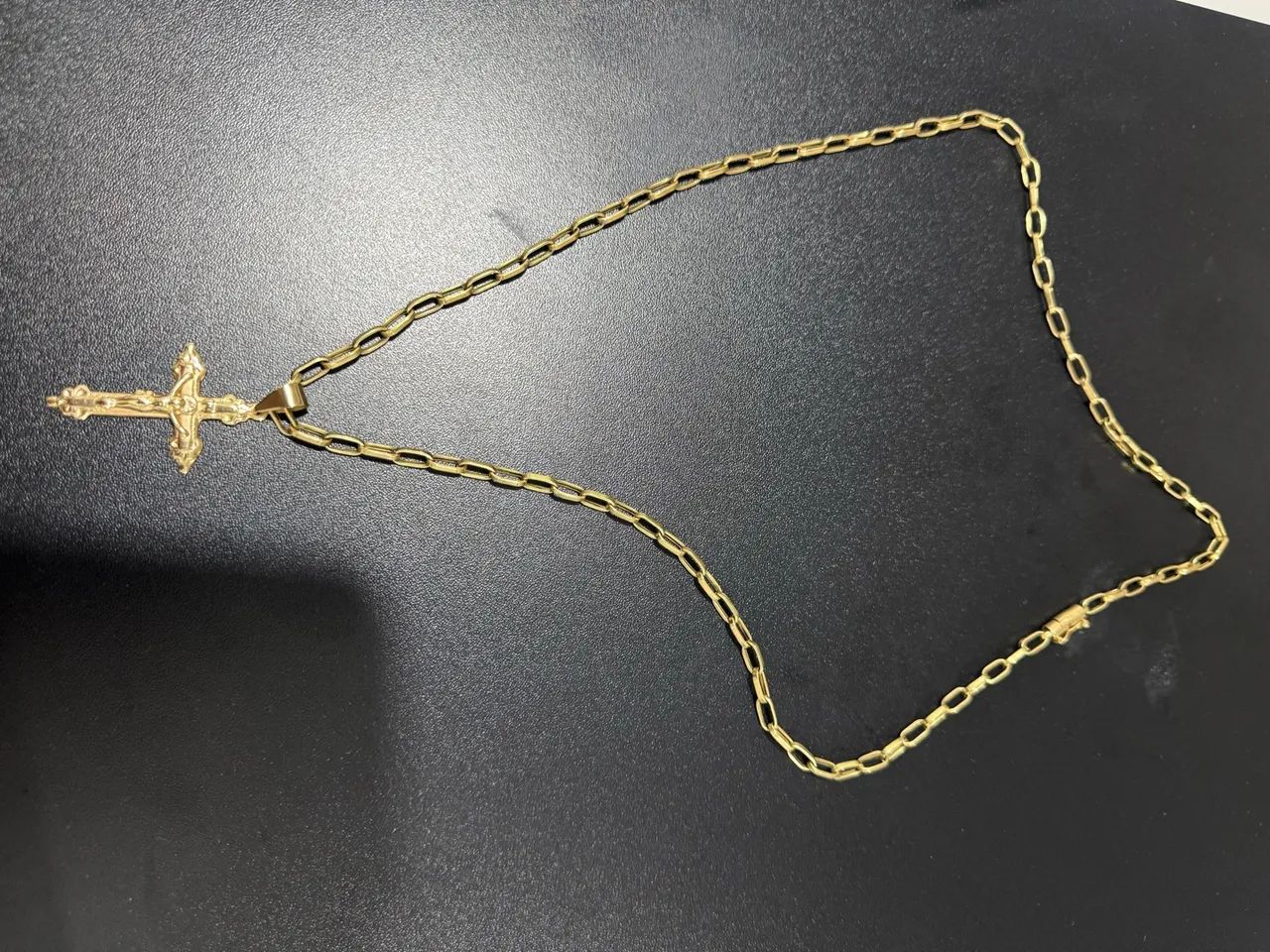 Cordão de ouro cartier