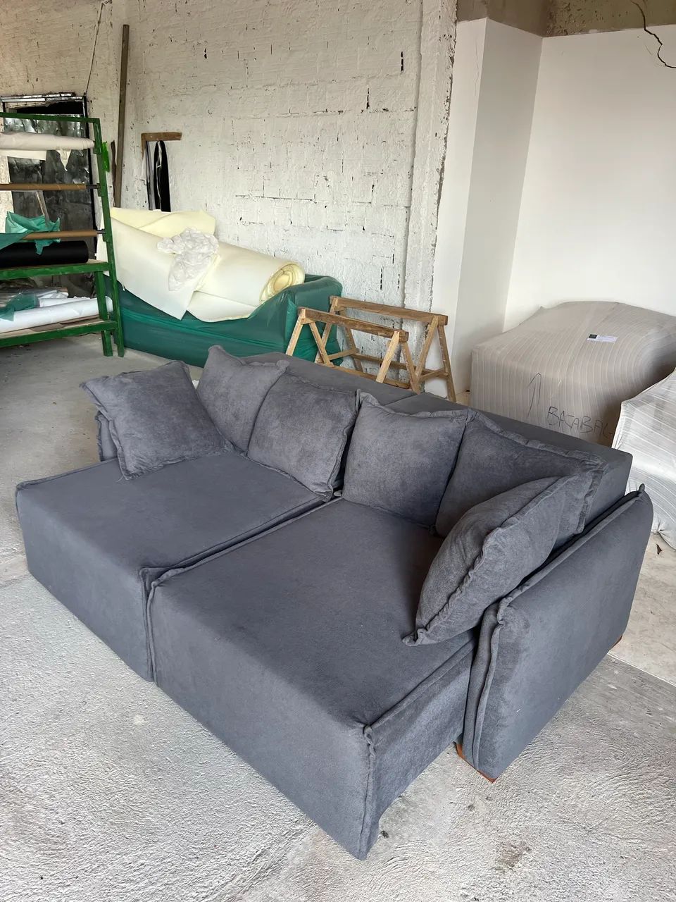 SOFÁ NOVO NUNCA USADO ! Retrátil  - Foto 3