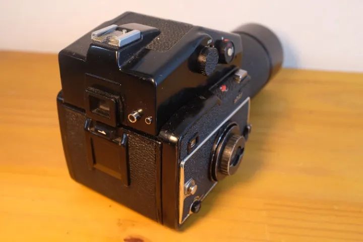 Mamiya 645 com lente 210 mm e kit completo - Foto 5