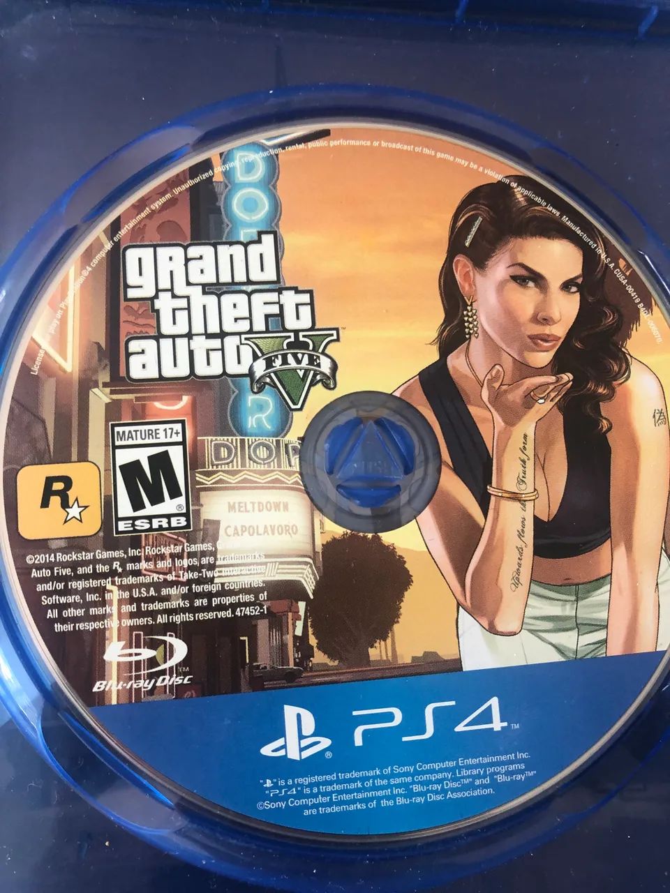Ps 4com um controle e 2 jogos 1400  - Foto 5