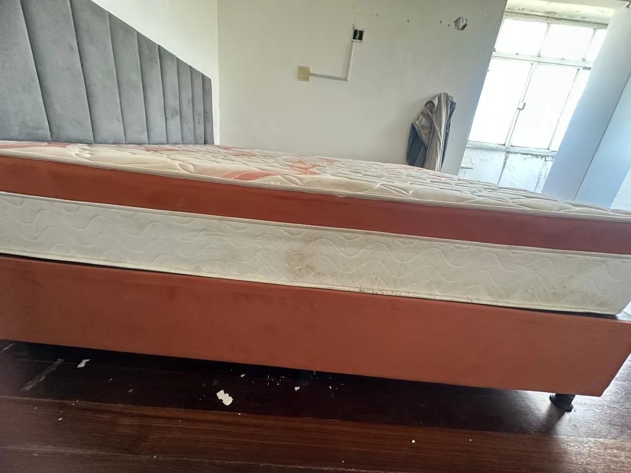 Vende-se cama King size - Foto 2