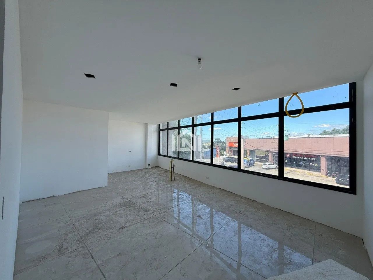 Sala comercial para locação na Granja Viana, em Cotia