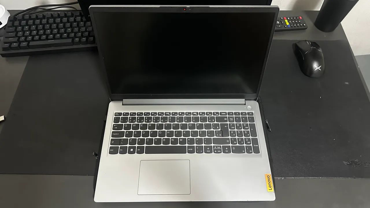 Notebook Lenovo IdeaPad i1