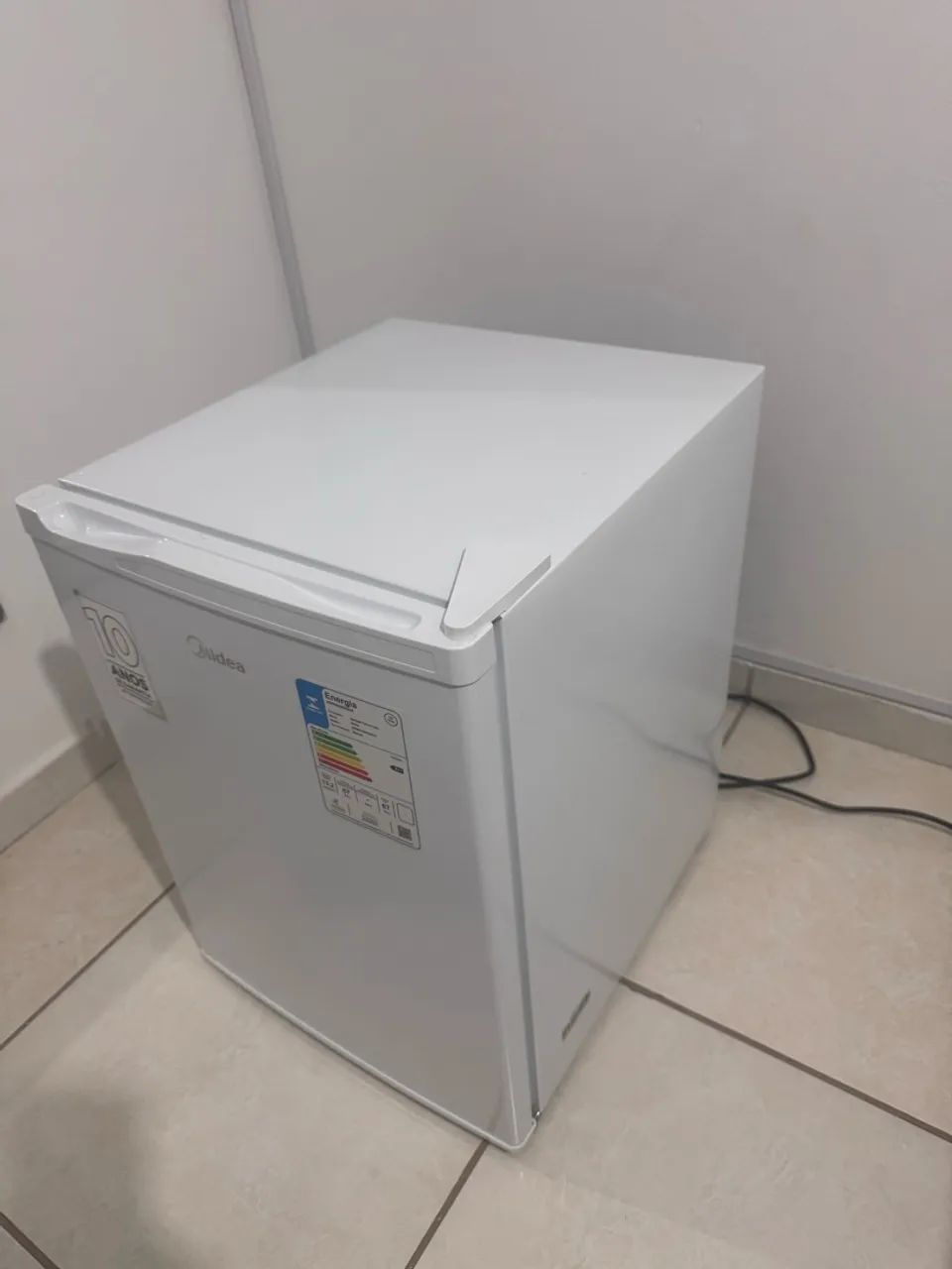 FRIGOBAR MIDEA 67L 127V - Foto 2