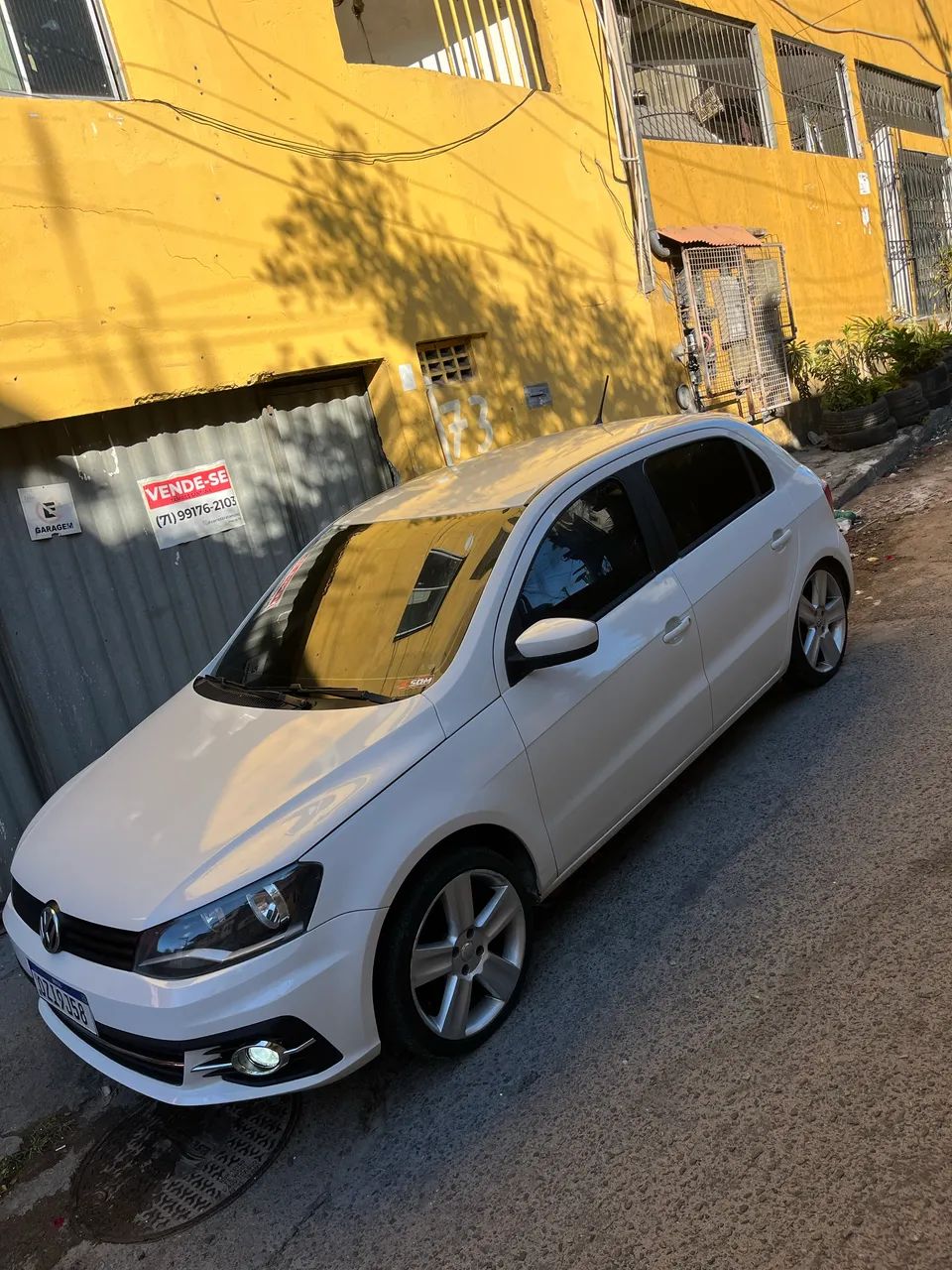 Volkswagen Gol GOL TRENDLINE 1.0 T.FLEX 8V 5P 2015