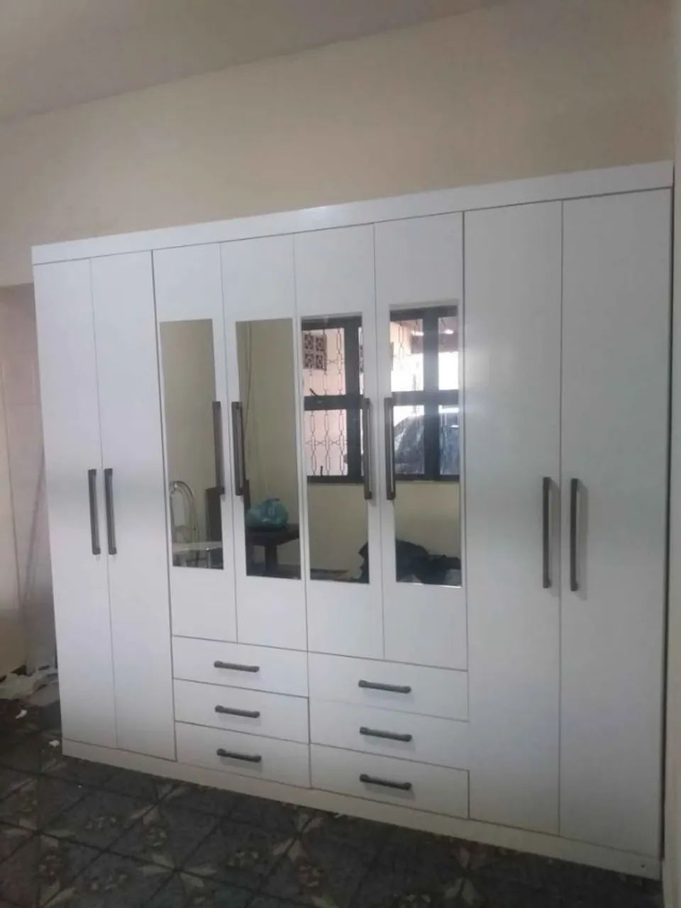 GUARDA ROUPA DE CASAL SEMI NOVO