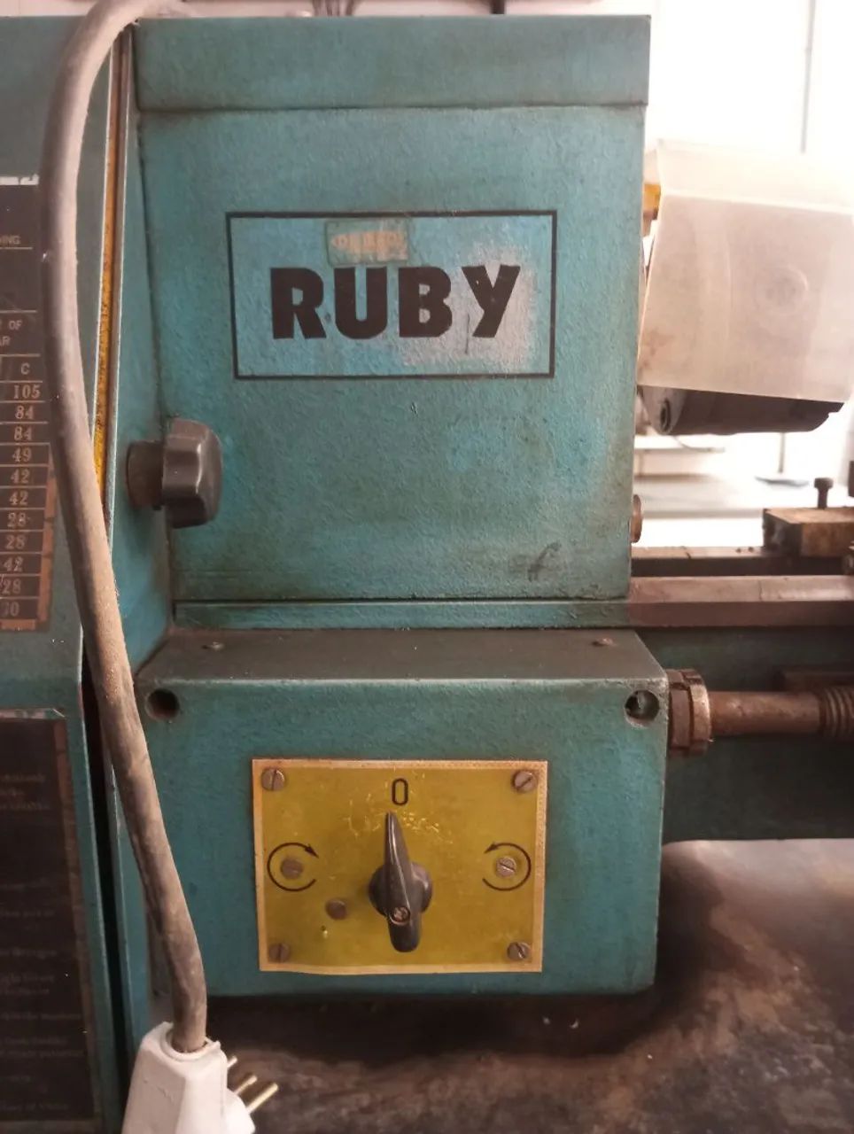 Torno Mecânico de Bancada Ruby - Monofásico 220V (Excelente Estado)