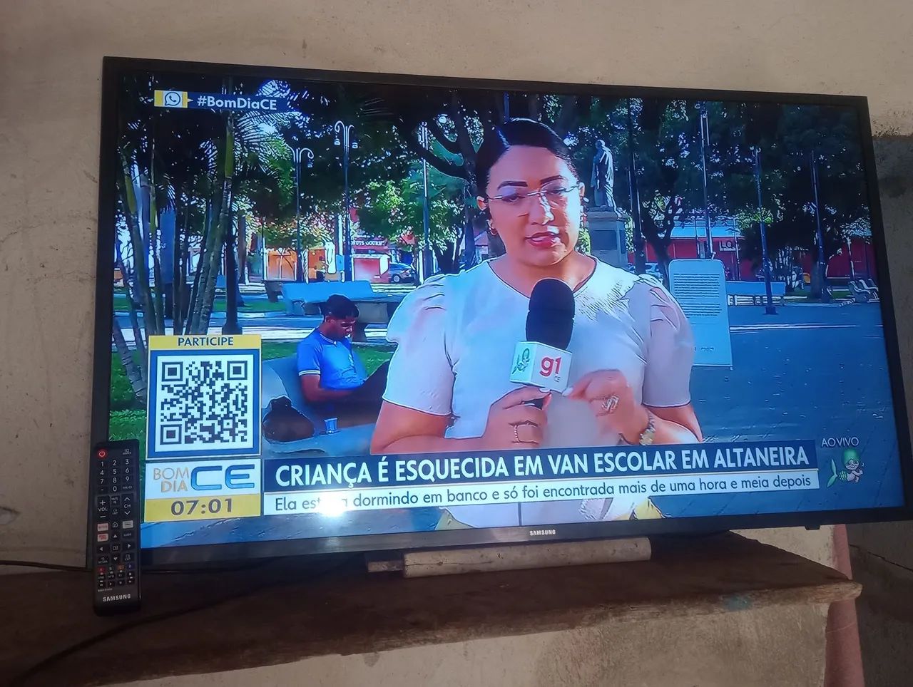 Vendo TVs semi novas com garantia. - Foto 4