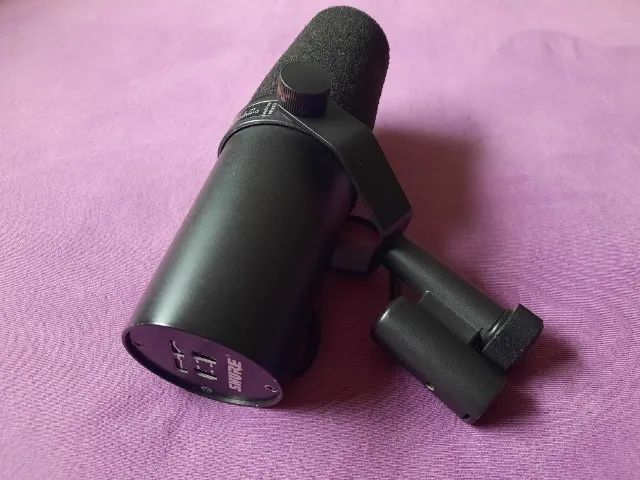 MICROFONE SHURE SM7B MADE IN USA - Foto 3