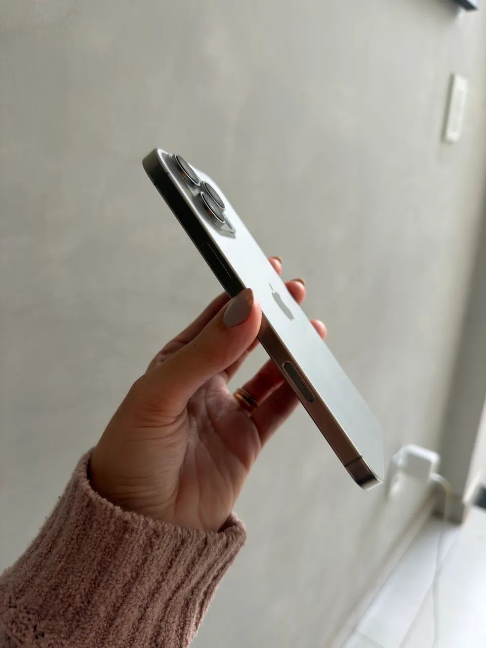 iPhone 16 Pro Max - 256GB - Foto 2