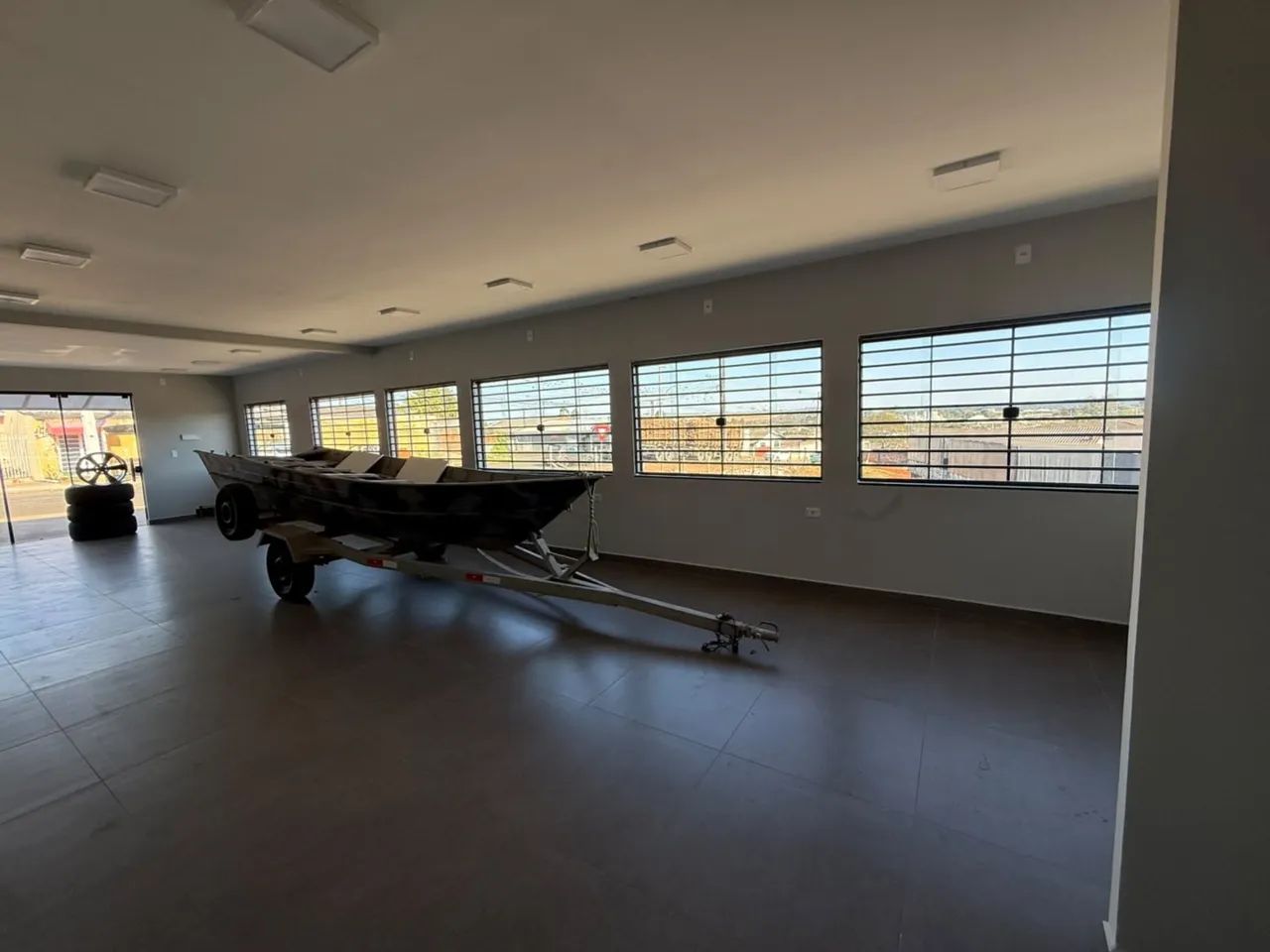 SALA COMERCIAL PARA LOCAÇÃO NO CARÁ-CARÁ - Foto 3