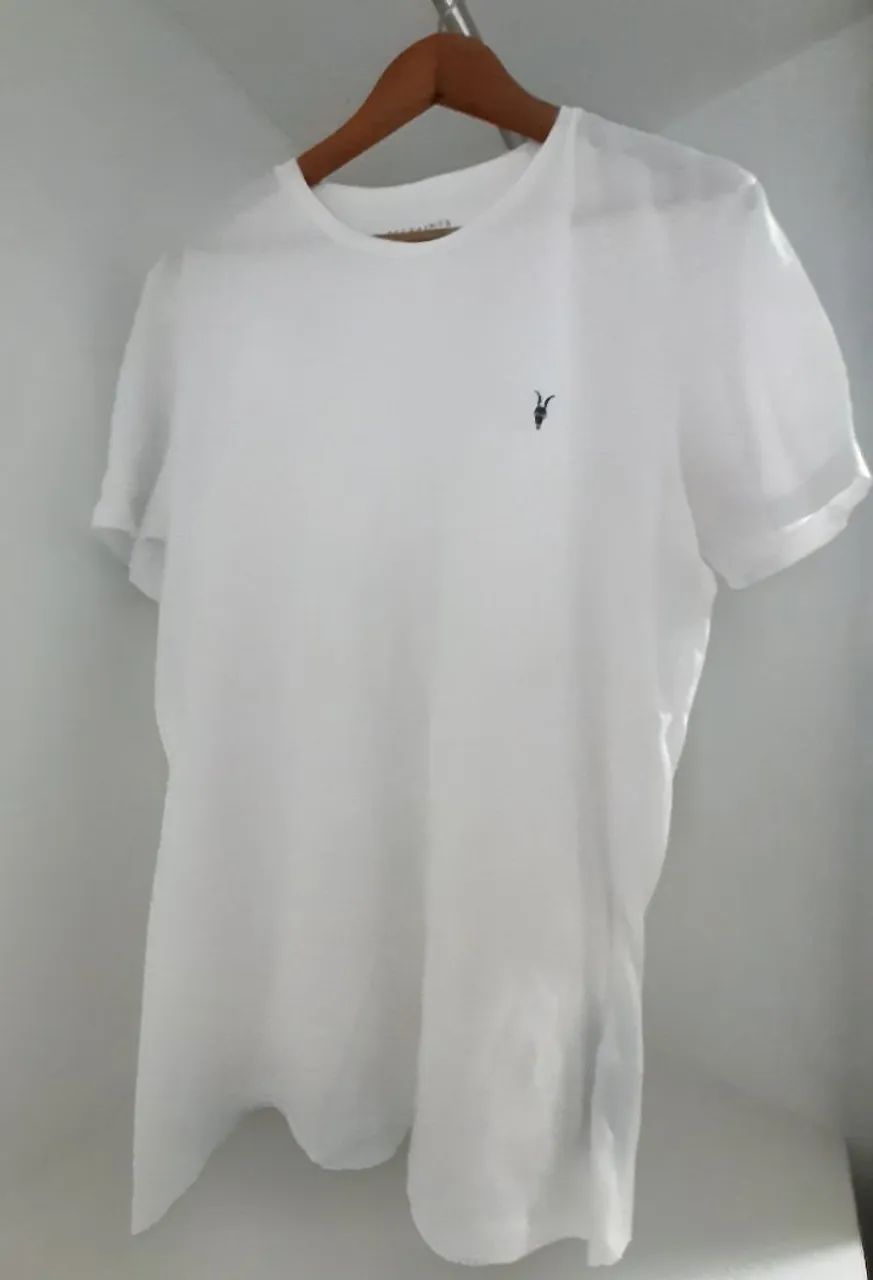 Camiseta All Saints