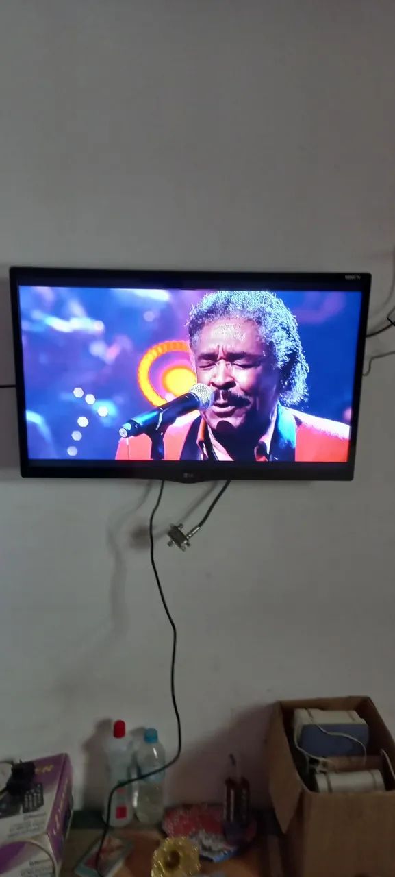 TV SMART LG 28 POLEGADAS - Foto 3