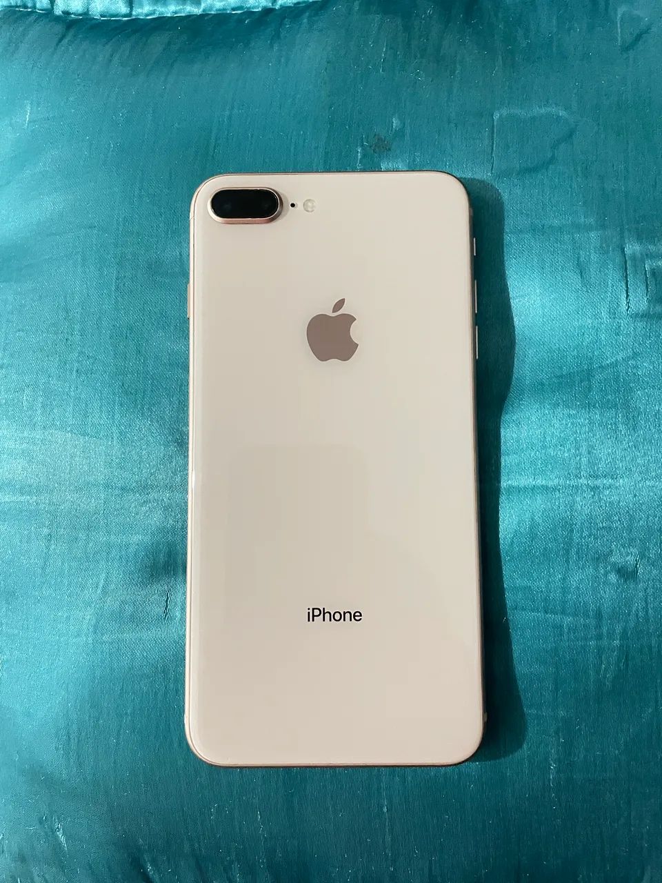 iPhone 8 Plus 64gb - Celulares e Smartphones - Liberdade