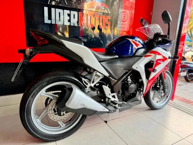CBR 250R 2012 - Foto 4