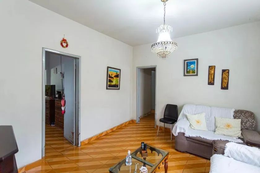 Casa à Venda - União, 4 Quartos, 320 m2