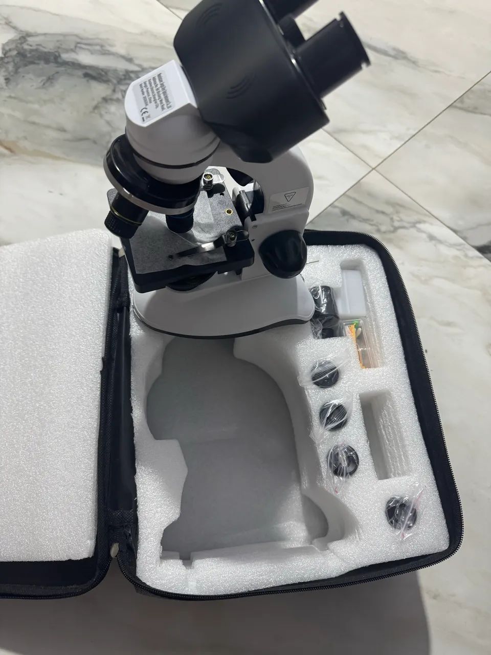Microscópio novo na caixa  nunca usado  - Foto 2