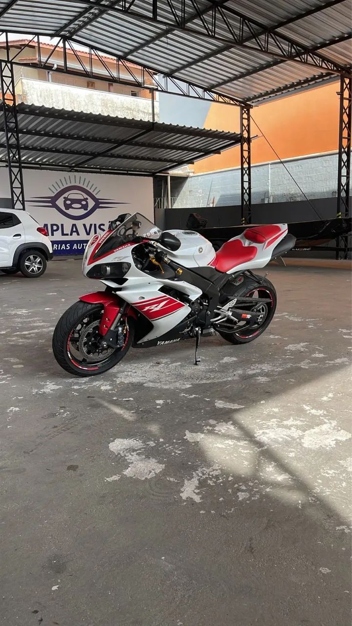R1 2008