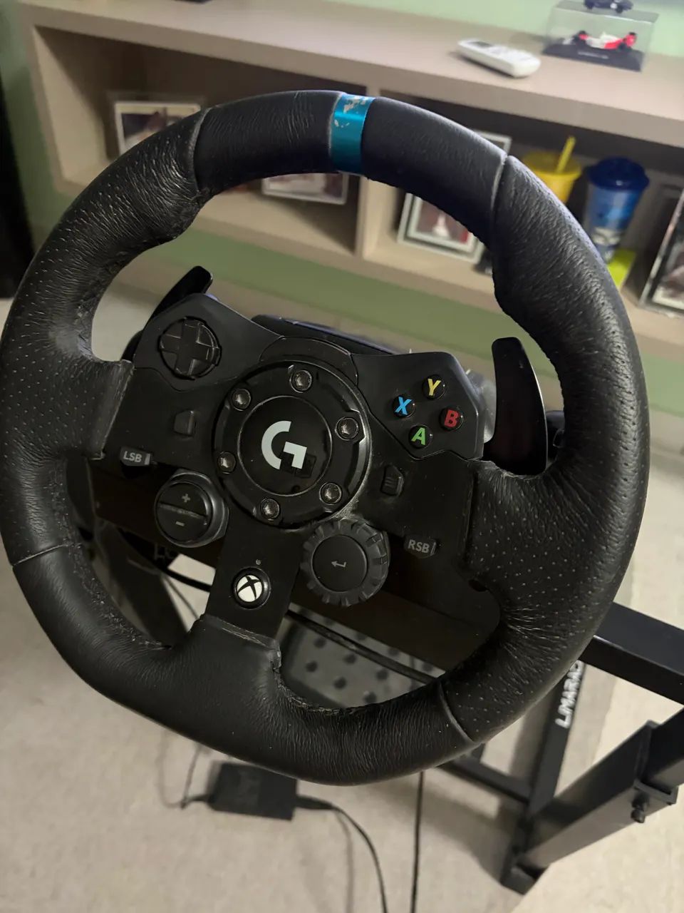 Volante Logitech G923 TrueForce e suporte  - Foto 3