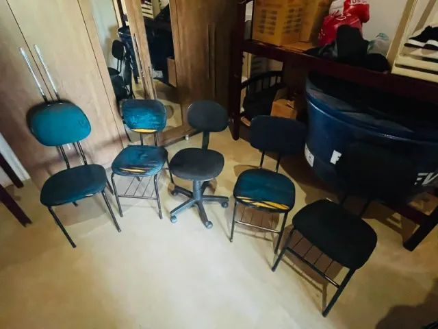 Cadeiras variadas  - Foto 3